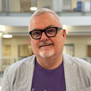 Placeholder image displaying "DF", the initials of the speaker.